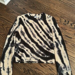 Princess poly tie dye sweater-never worn